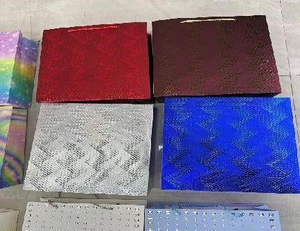 Elegant Gift Bag - Medium 18 × 24 × 8.5 cm