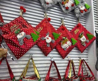 Festive Christmas Gift Bag - 12 pieces - 5 design mix
