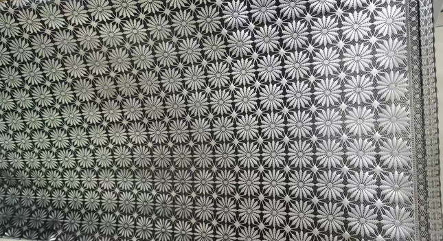 Table Cloth - 1.37 x 20 m