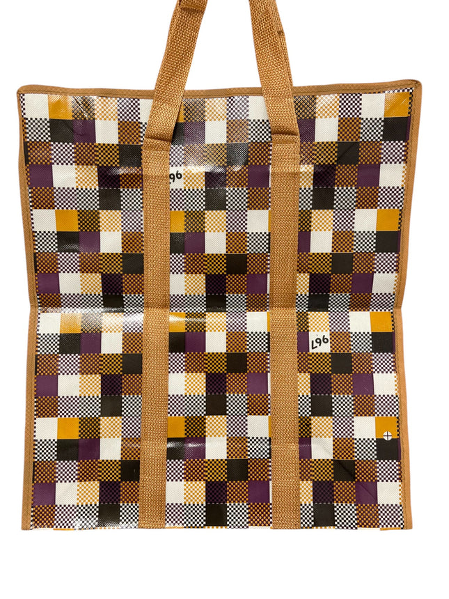 Zipper bag. 44*49*20cm. 150 grams. Mix of 10 different designs.